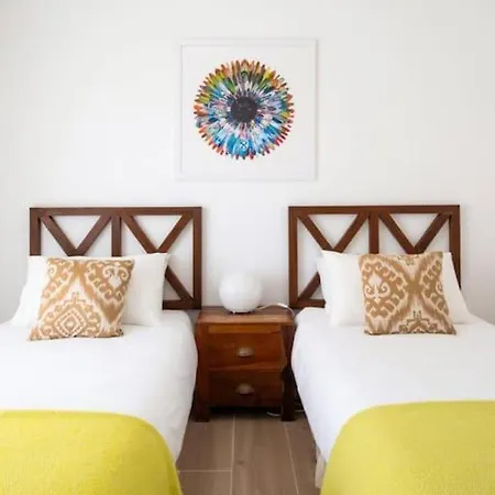 Beautiful Newly Renovated In 2024 On Portuguese Willa Amoreira (Leiria)